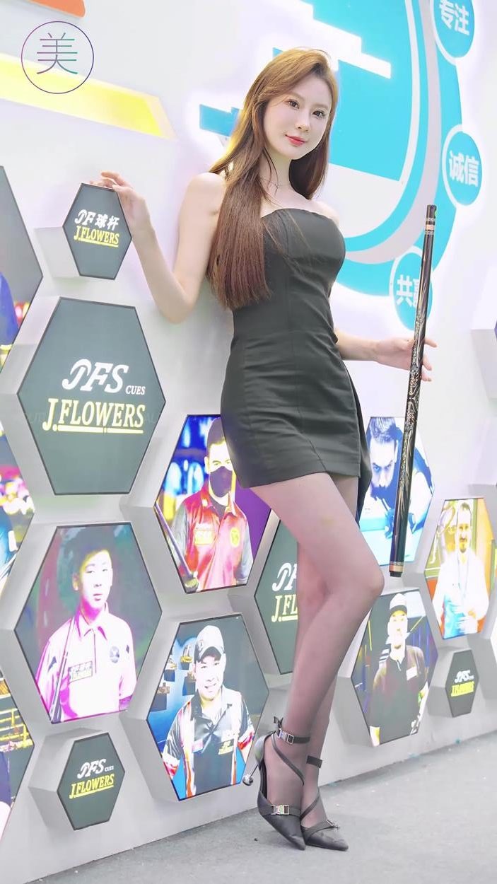 图片[15]-广州国际台球展车模网红随拍 01[20P] – 速更版-学姐图