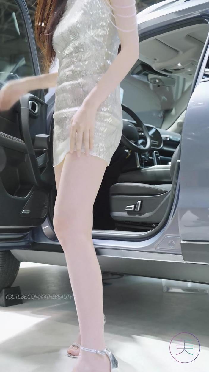 图片[19]-NO.1100 2024 东莞春季车展 Racing Model 车模随拍 Fancam LOOKBOOK 21[20P] – 速更版-学姐图