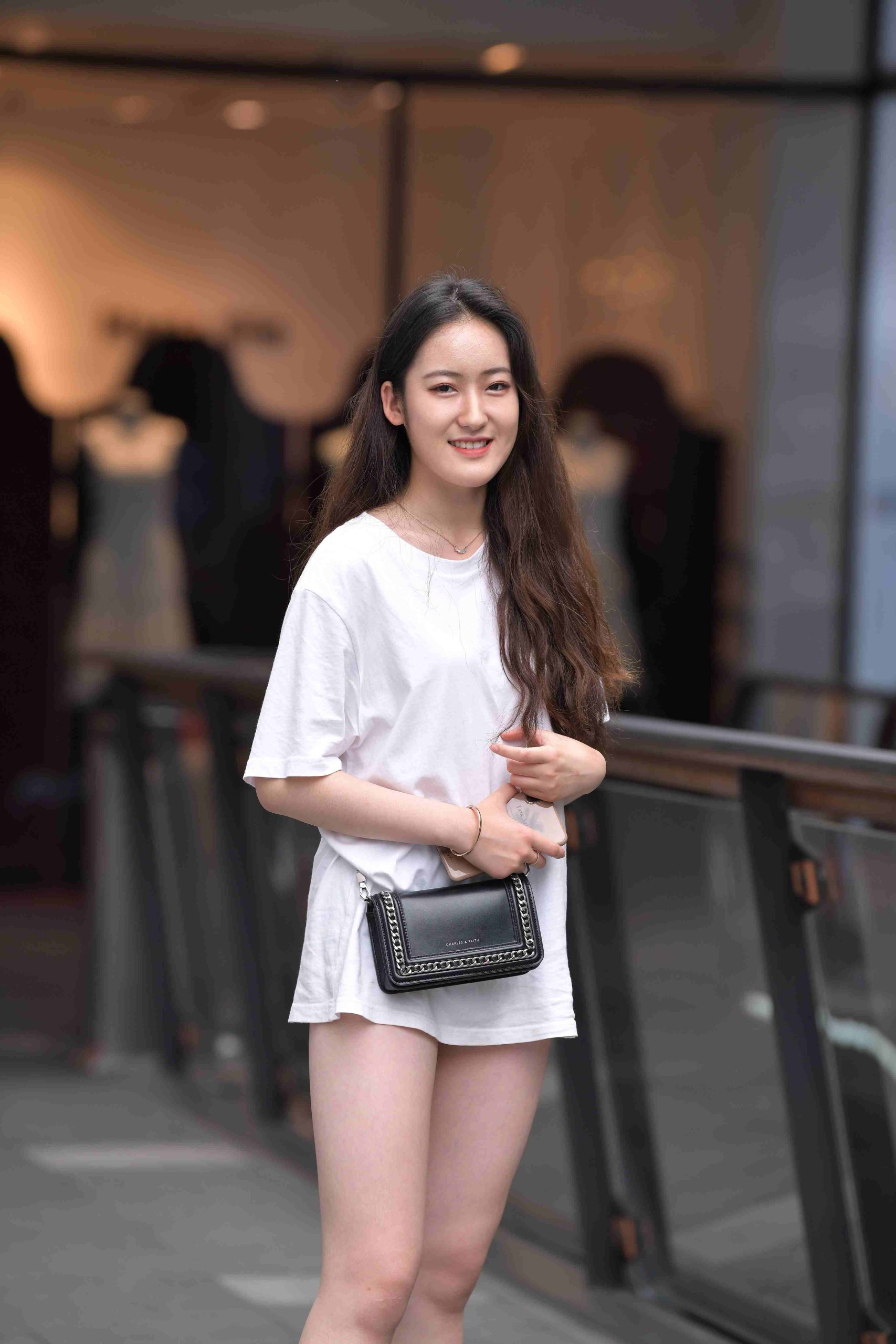 图片[2]-精选街拍作品 NO.2450 简单白T裇少女[55P／99MB]-学姐图