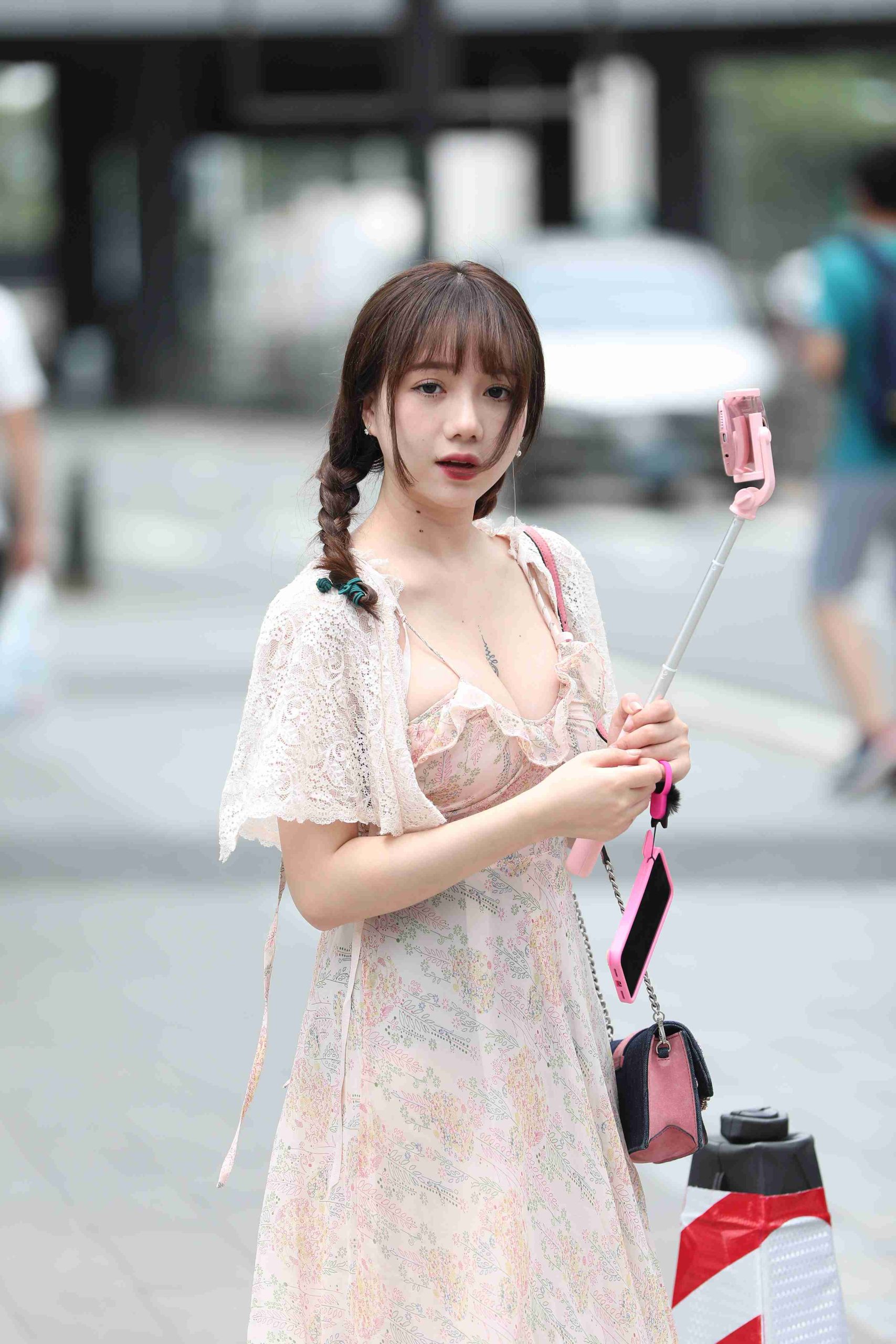 图片[2]-精选街拍作品 NO.3710 花色长裙美胸[22P／35MB]-学姐图