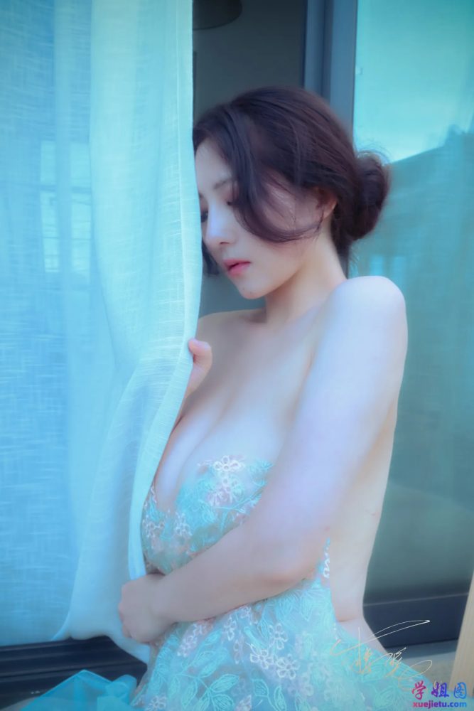 Coser.010 樱晚gigi [更新至 43 期]-学姐图