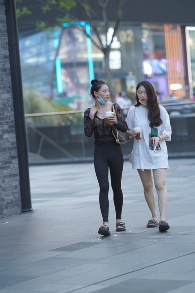 精选街拍作品 NO.3800 黑色瑜伽好身材-学姐图