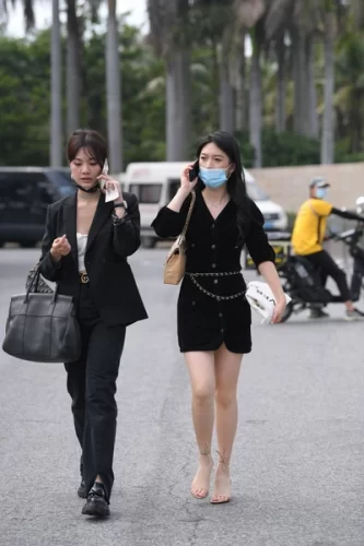 精选街拍作品 NO.3916 黑色永不过时-学姐图