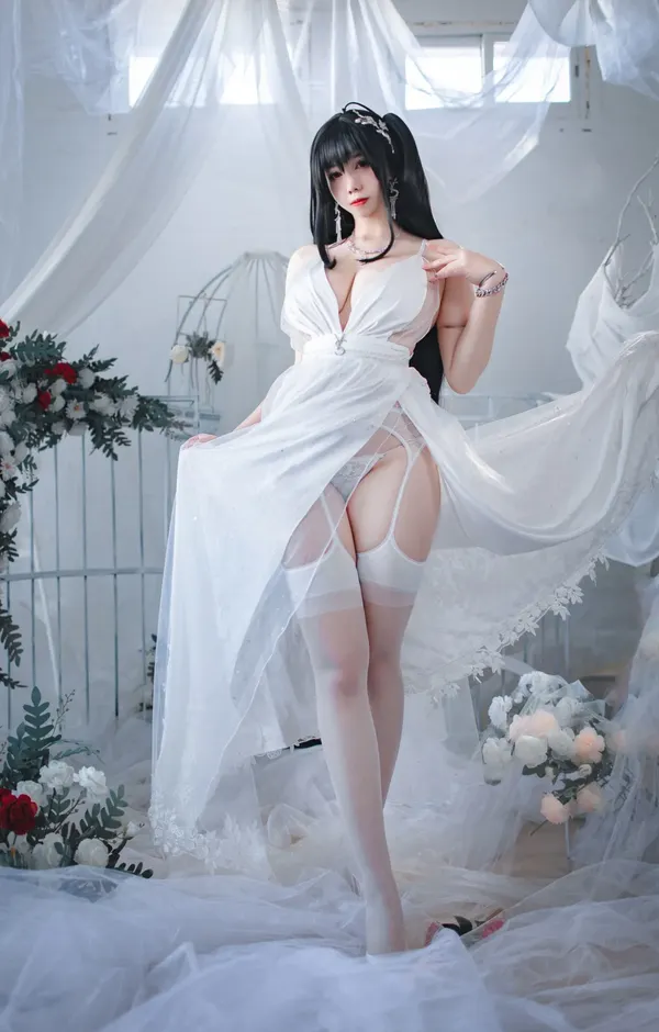 Coser.249 魅瞳Meroko [更至 12 期]-学姐图